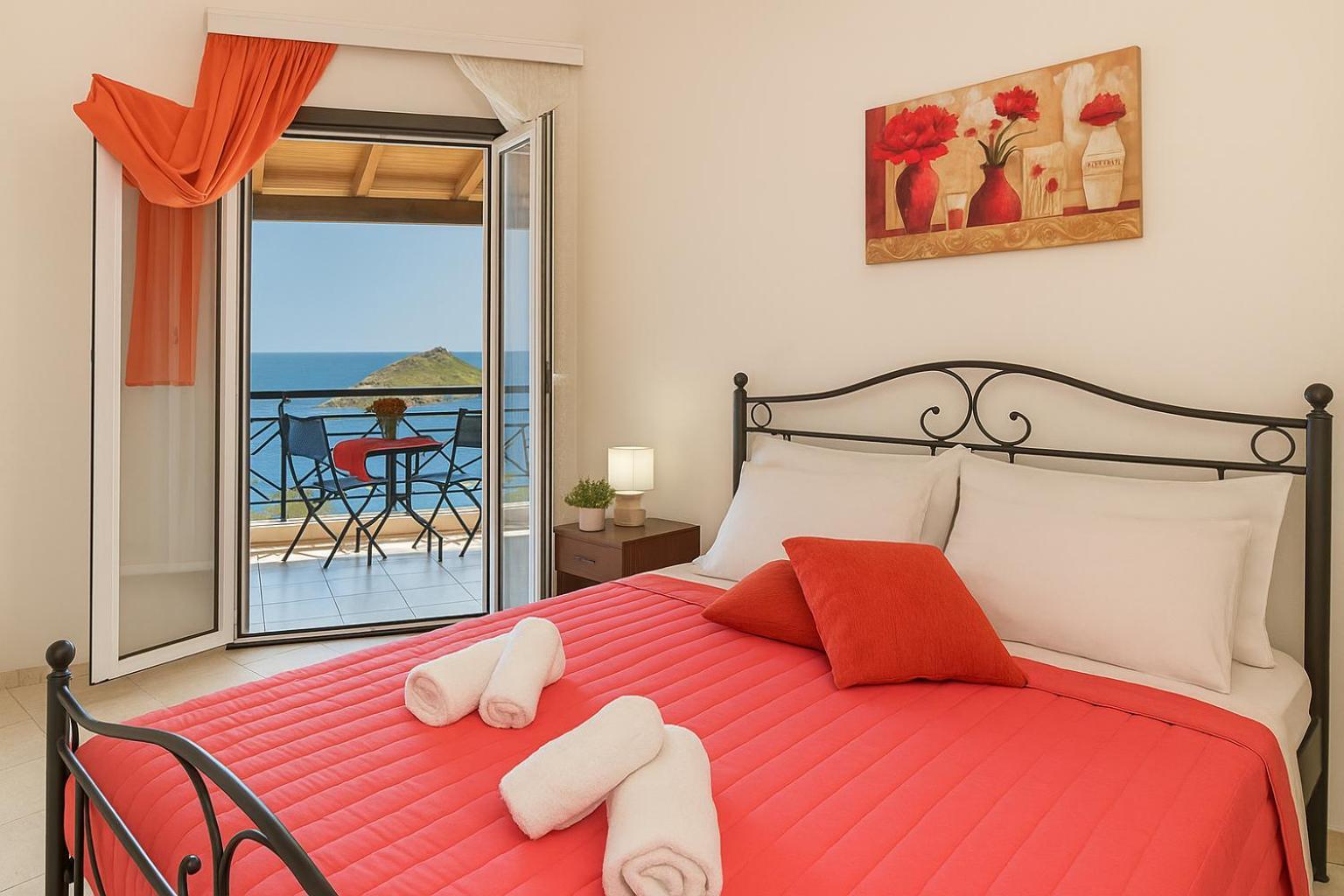 Vila Coastal Paradise Found - Komis' Private Pool Retreat *